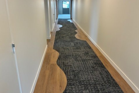 Peinture et pose de sols souples dans un immeuble de bureaux 72000 Le Mans